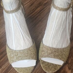 Vince Camuto Metallic Gold Heels